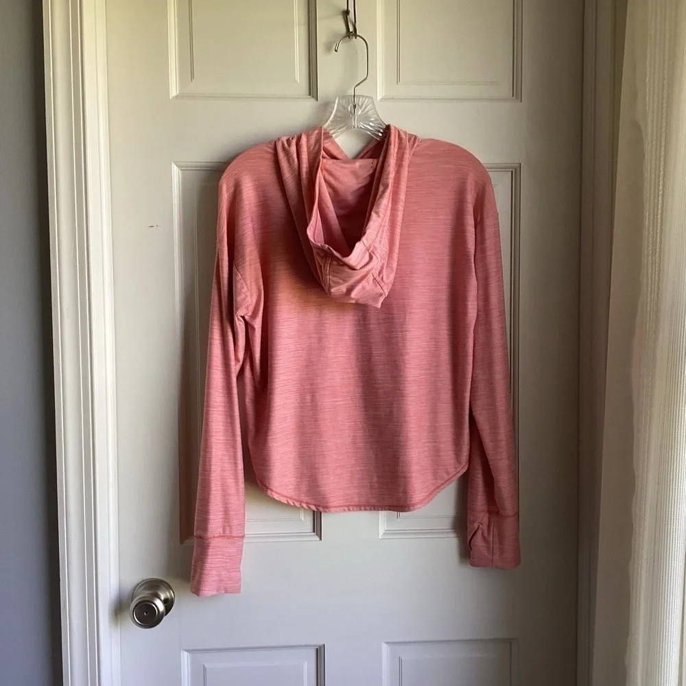 All in Motion Women’s Peach Athletic Long Sleeved Hoodie Top.  Size XL. - Picture 2 of 4